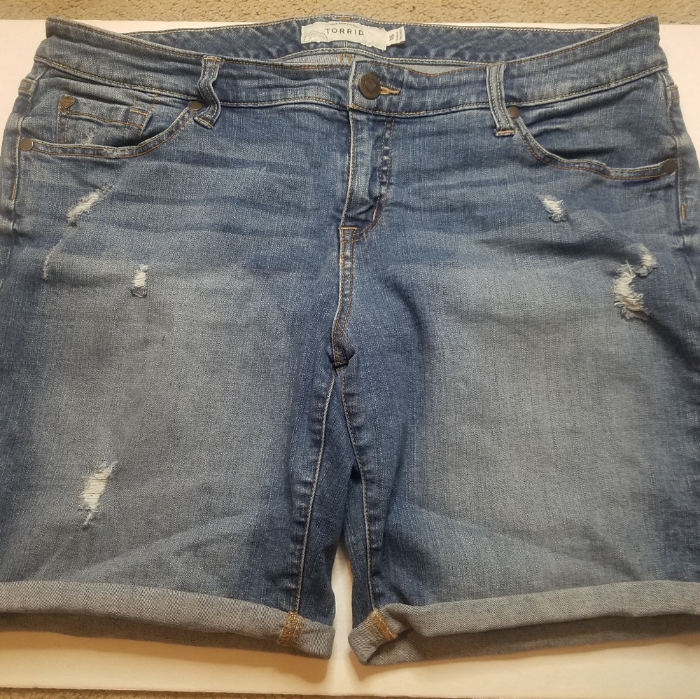 Torrid 16 Cuffed Dustressed Bermuda Shorts